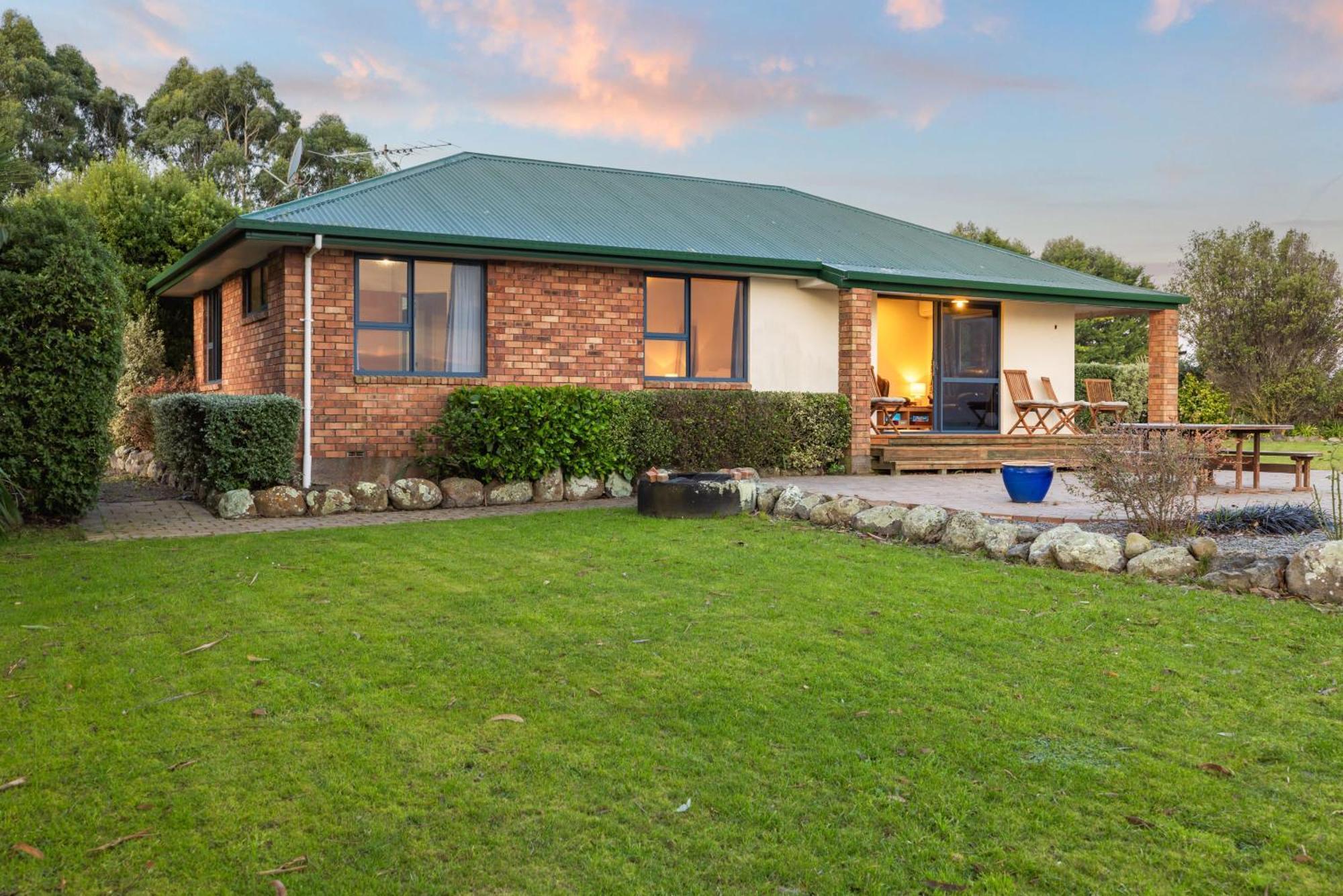 Ocean & Mountain Views - Kaikoura Villa Dış mekan fotoğraf